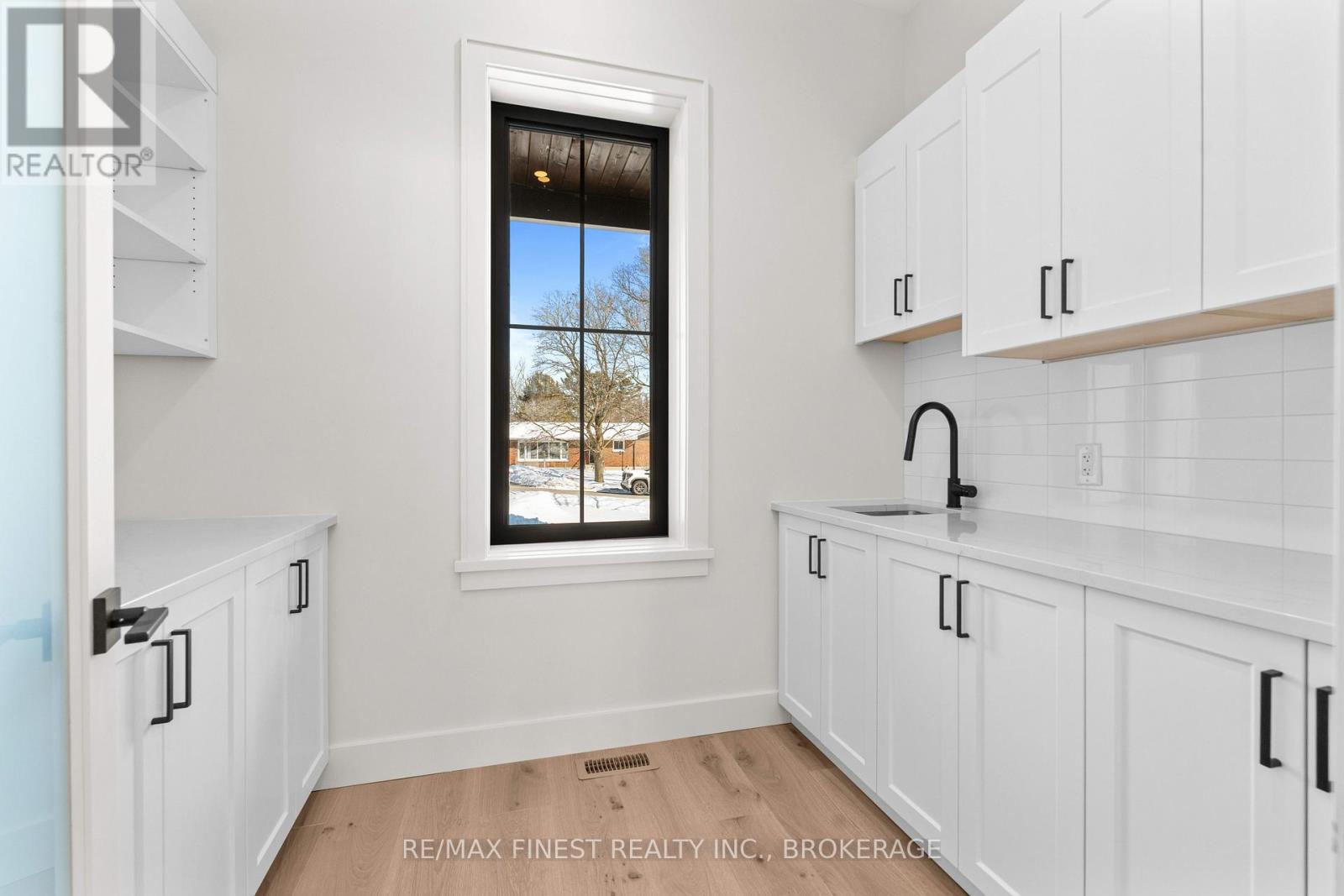 371 MAPLE RIDGE DRIVE - 21