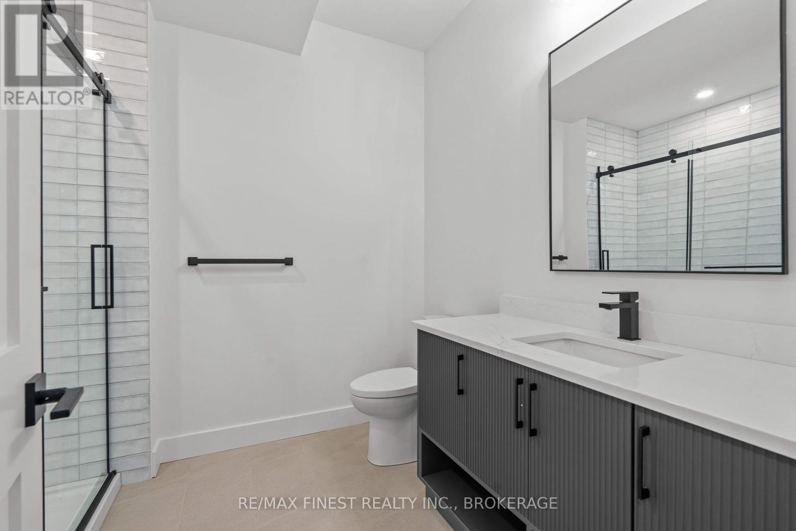371 MAPLE RIDGE DRIVE - 44