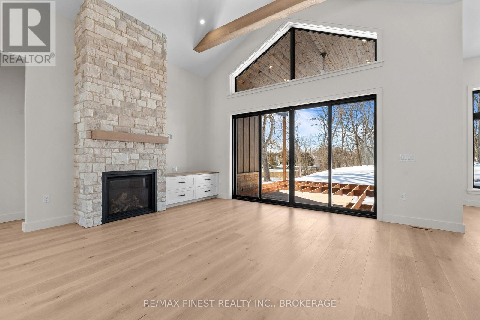371 MAPLE RIDGE DRIVE - 6