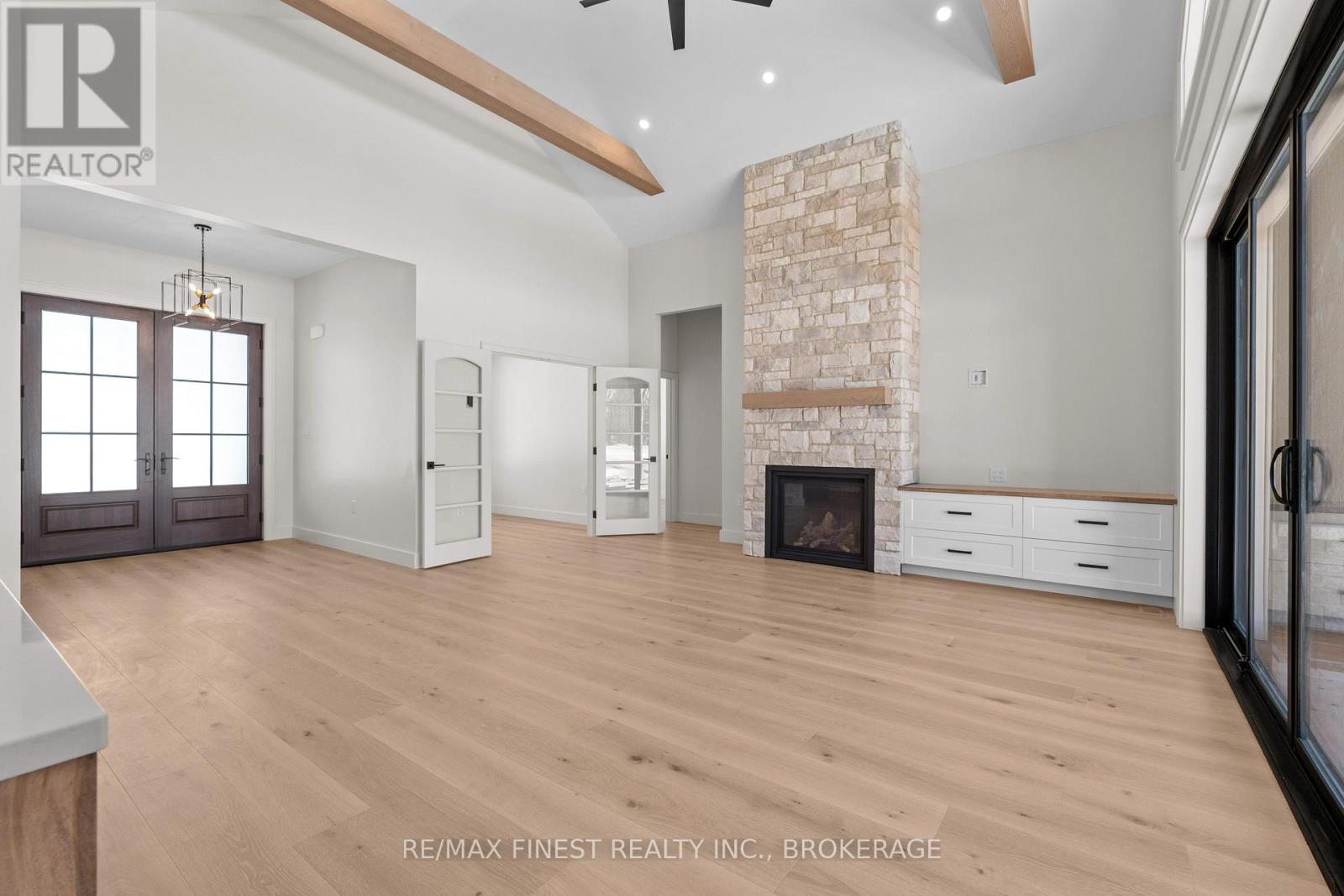 371 MAPLE RIDGE DRIVE - 8
