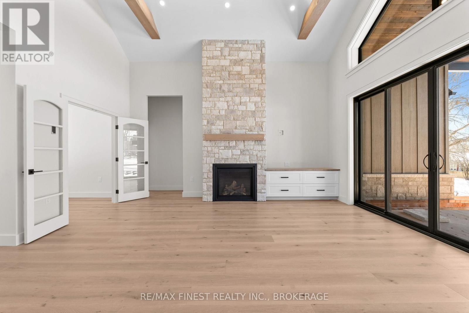 371 MAPLE RIDGE DRIVE - 9