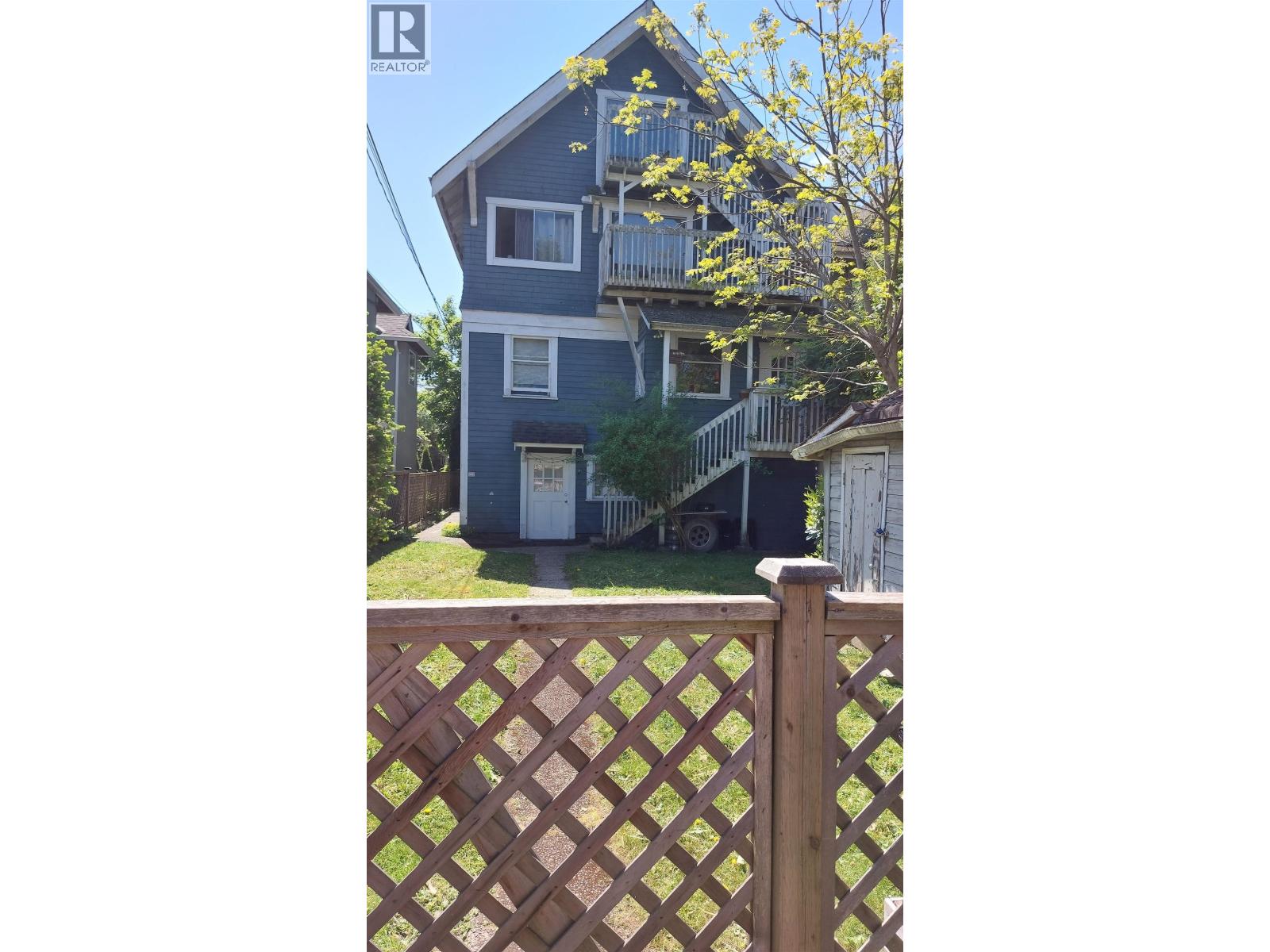 1951 NAPIER STREET, Vancouver
