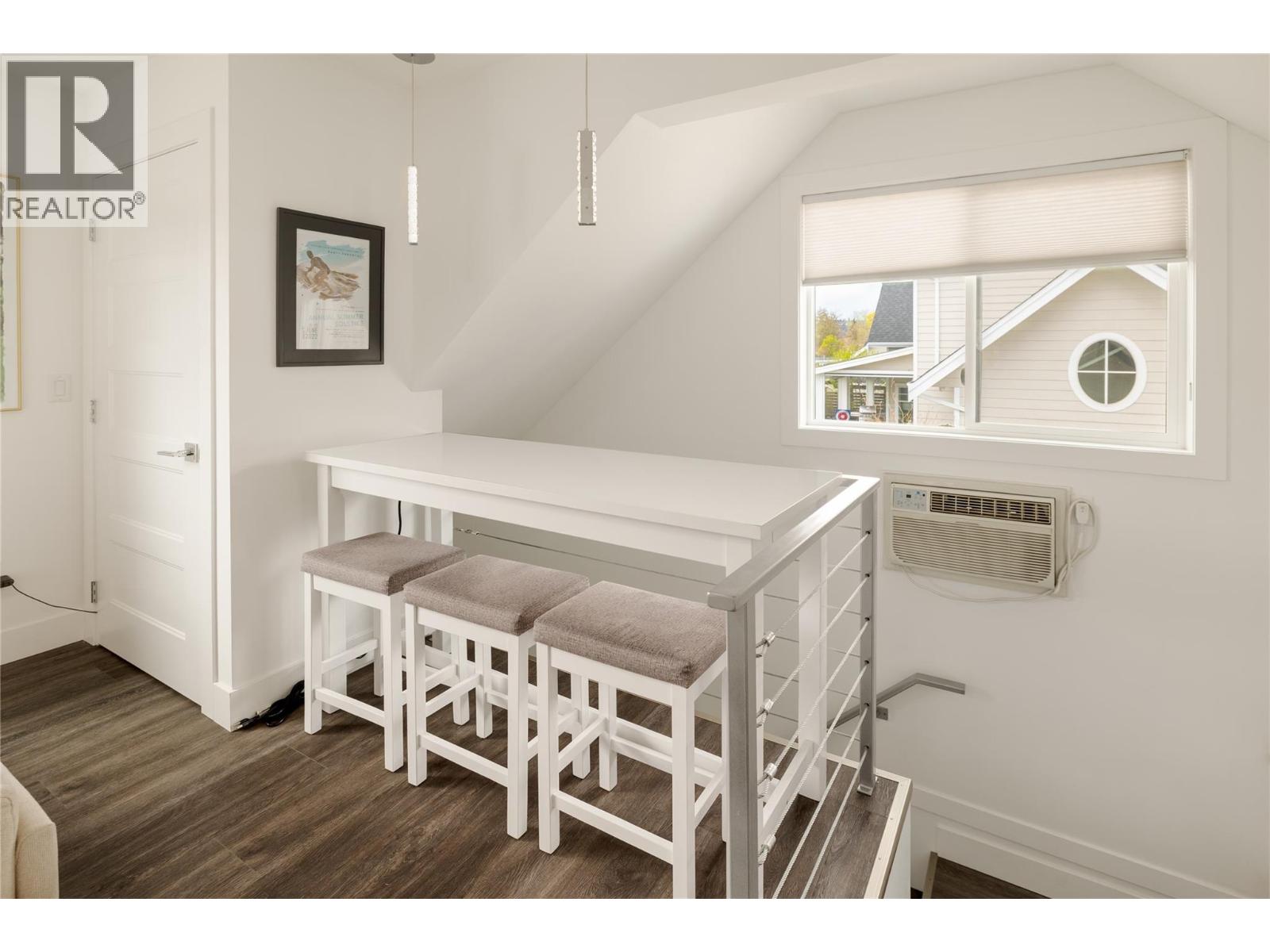 385 Cadder Avenue, Kelowna