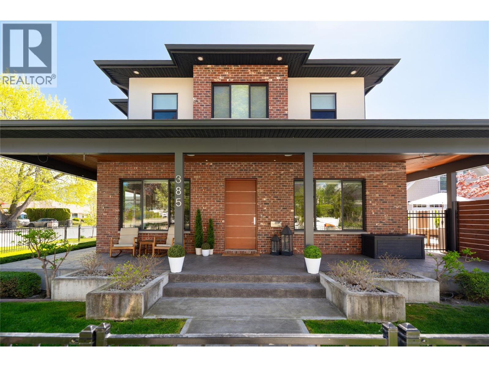 385 Cadder Avenue, Kelowna