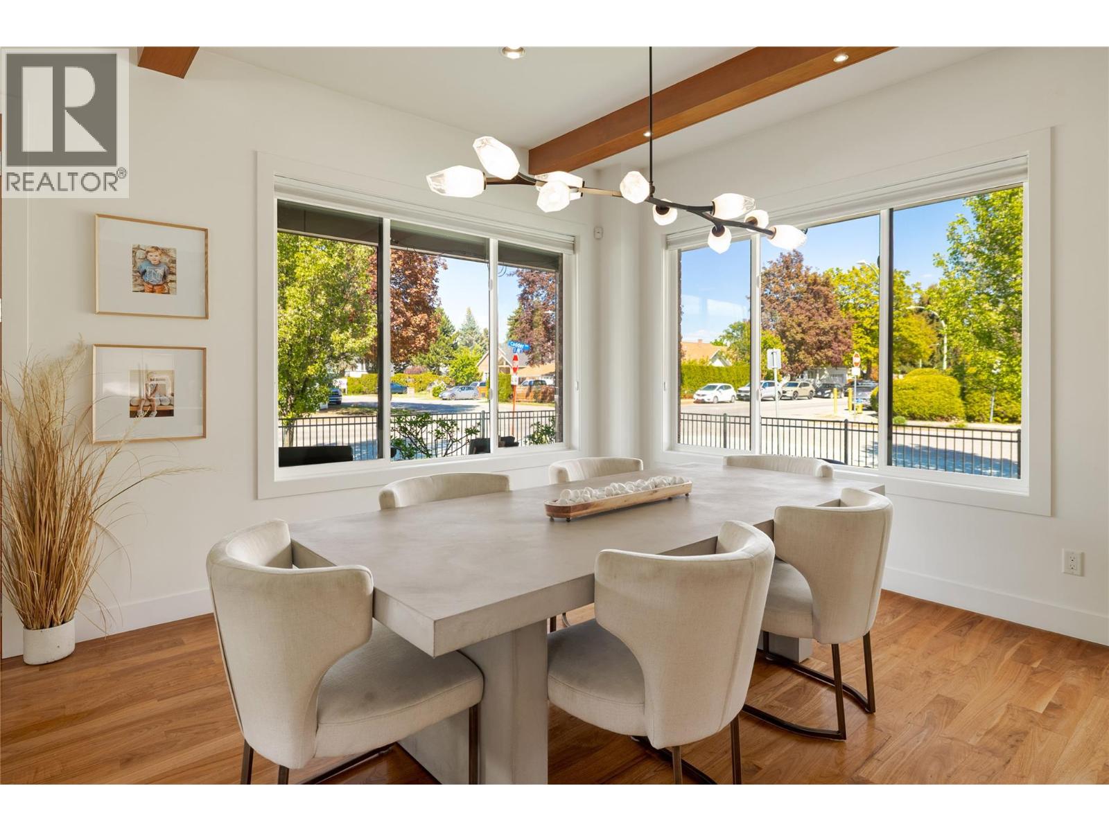 385 Cadder Avenue - 6