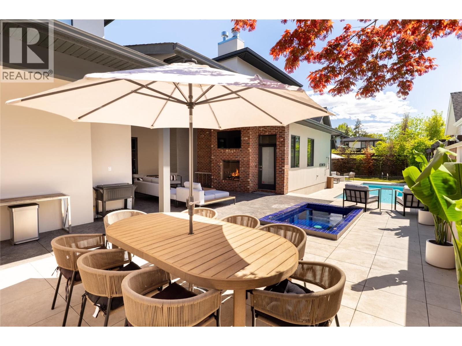 385 Cadder Avenue - 19