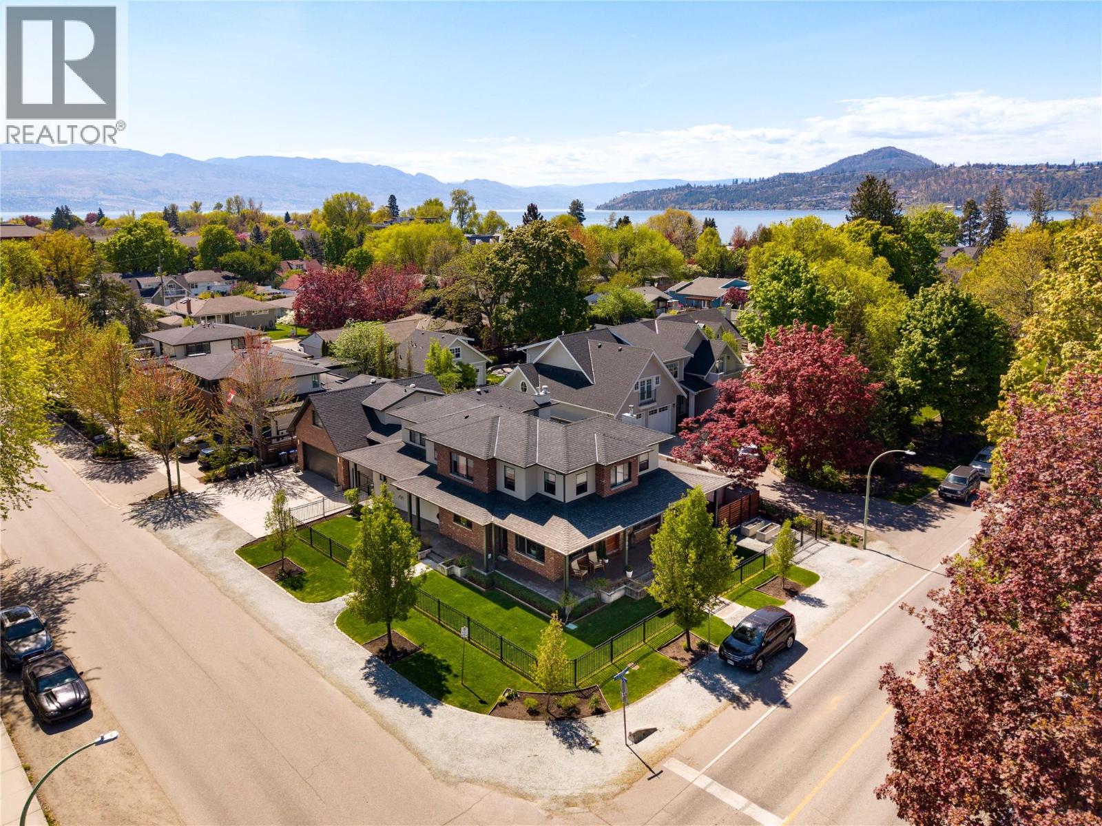 385 Cadder Avenue - 61