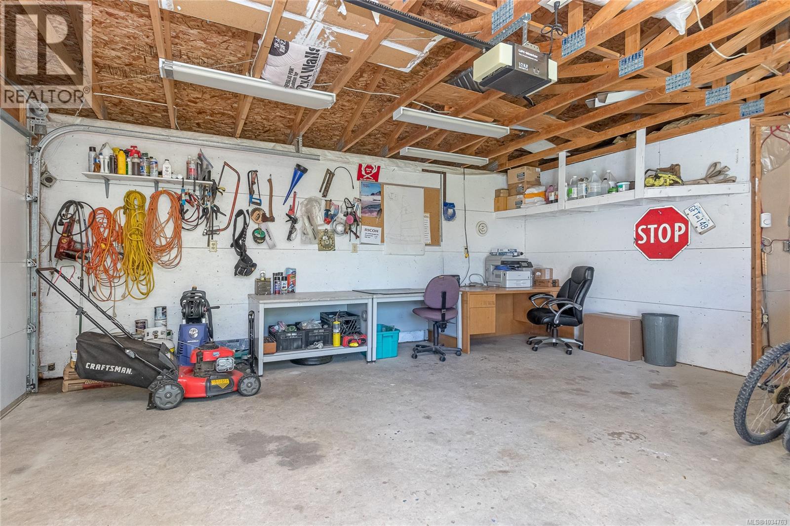 610 Chinook Ave - 35