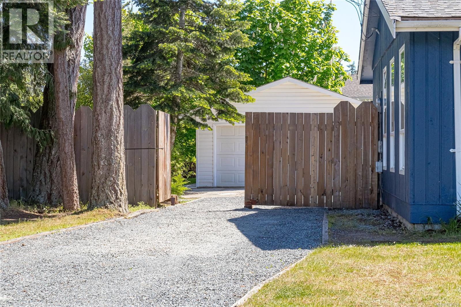 610 Chinook Ave - 46