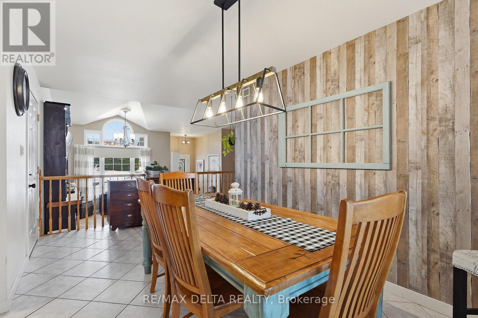 677 STE MARIE STREET - 19