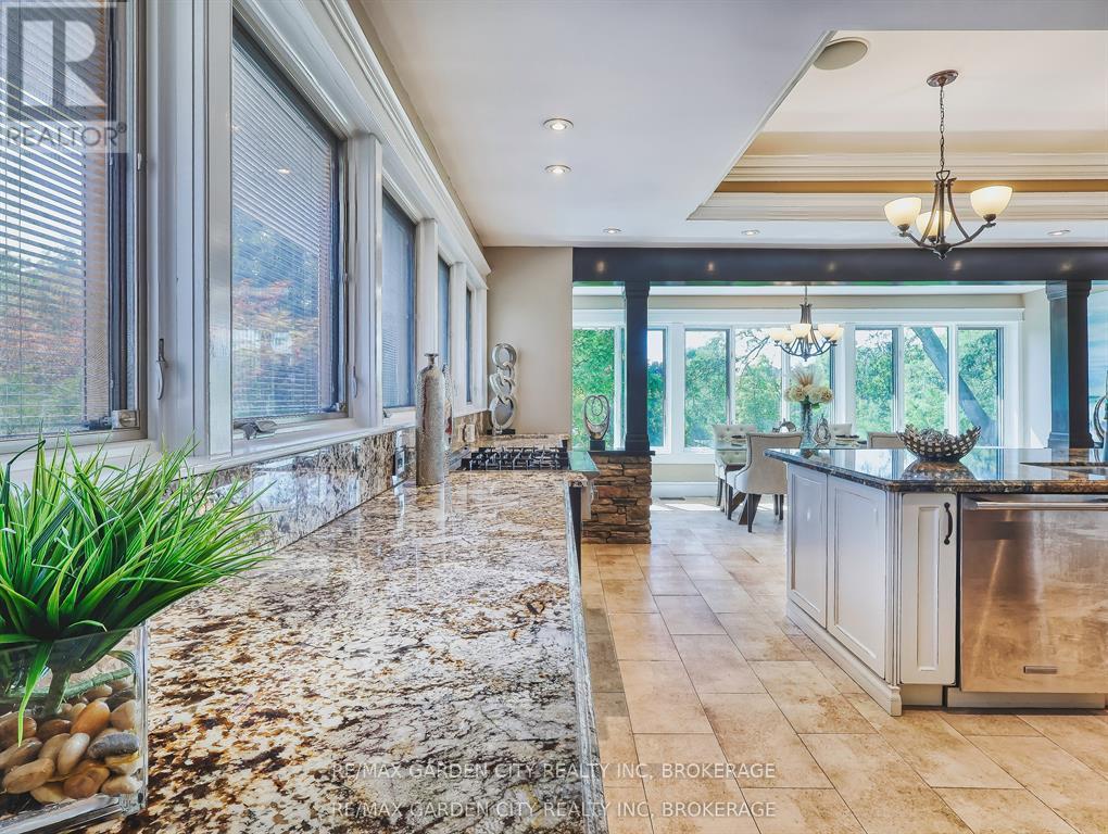 28 MARSDALE DRIVE - 10