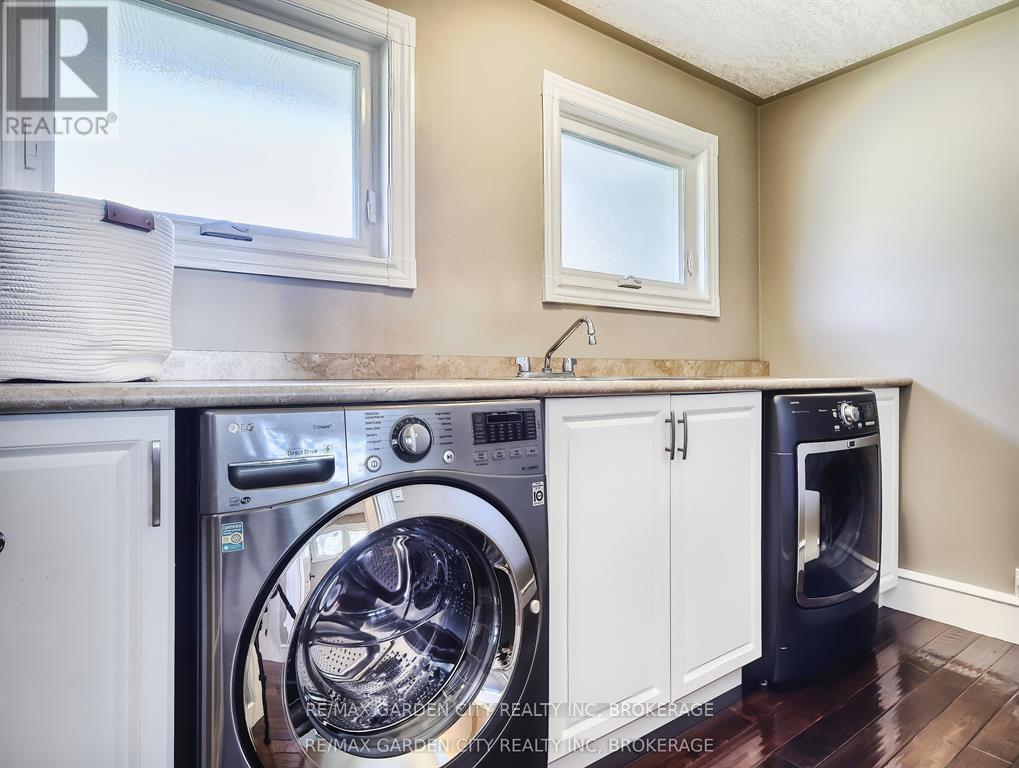 28 MARSDALE DRIVE - 20