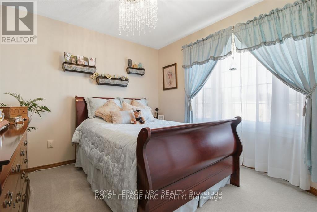 4393 TAMARAC AVENUE - 19