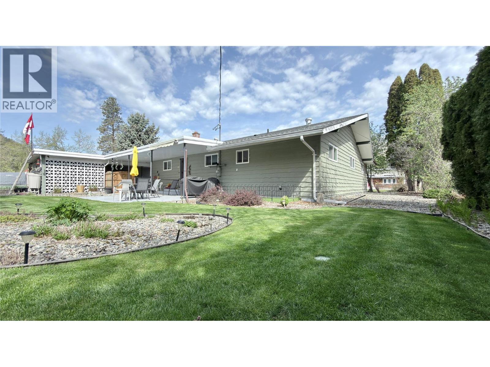 492 Fourth Avenue, Midway