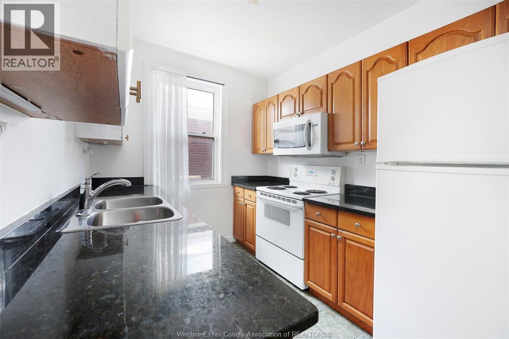 1529 RIVERSIDE DRIVE East, Windsor, Ontario, N9A2V1 — Photo 12