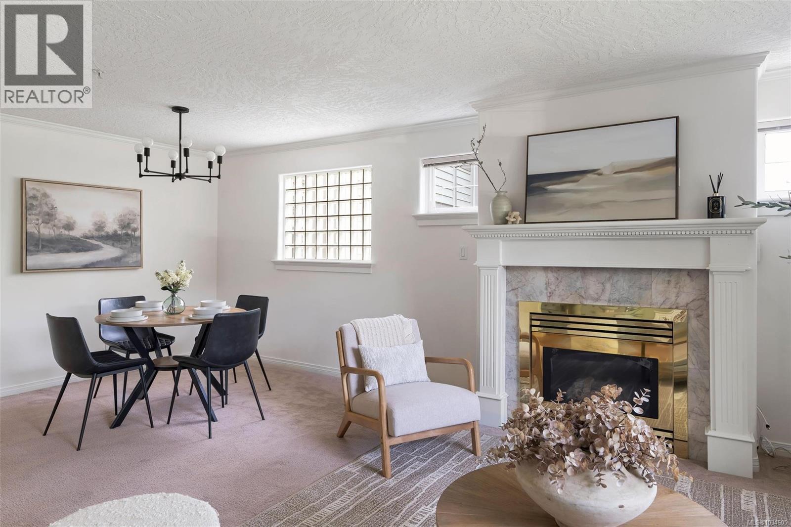 216 4490 Chatterton Way, Saanich