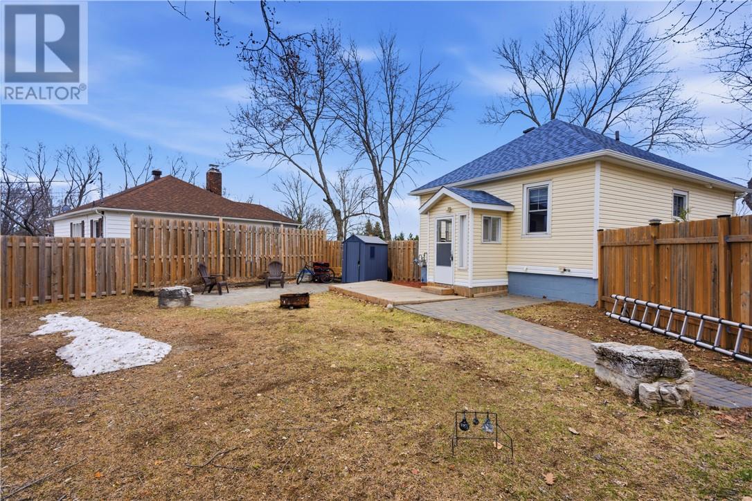 32 Lindsley Street, Falconbridge, Ontario, P0M1S0 — Photo 3