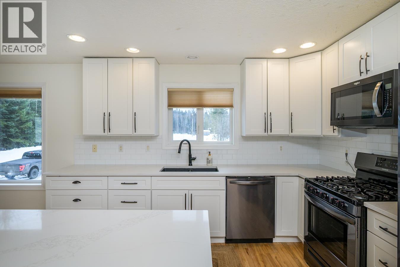 5100 NIGHTINGALE ROAD - 6