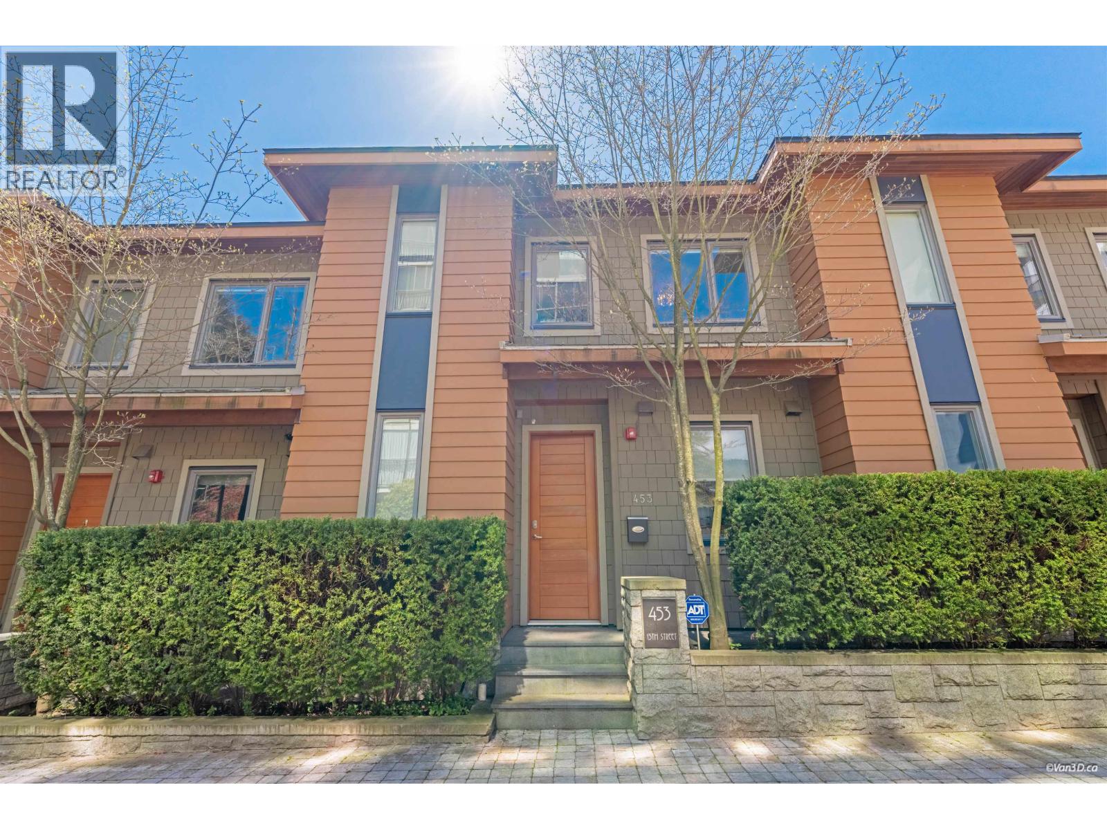 453 13TH STREET