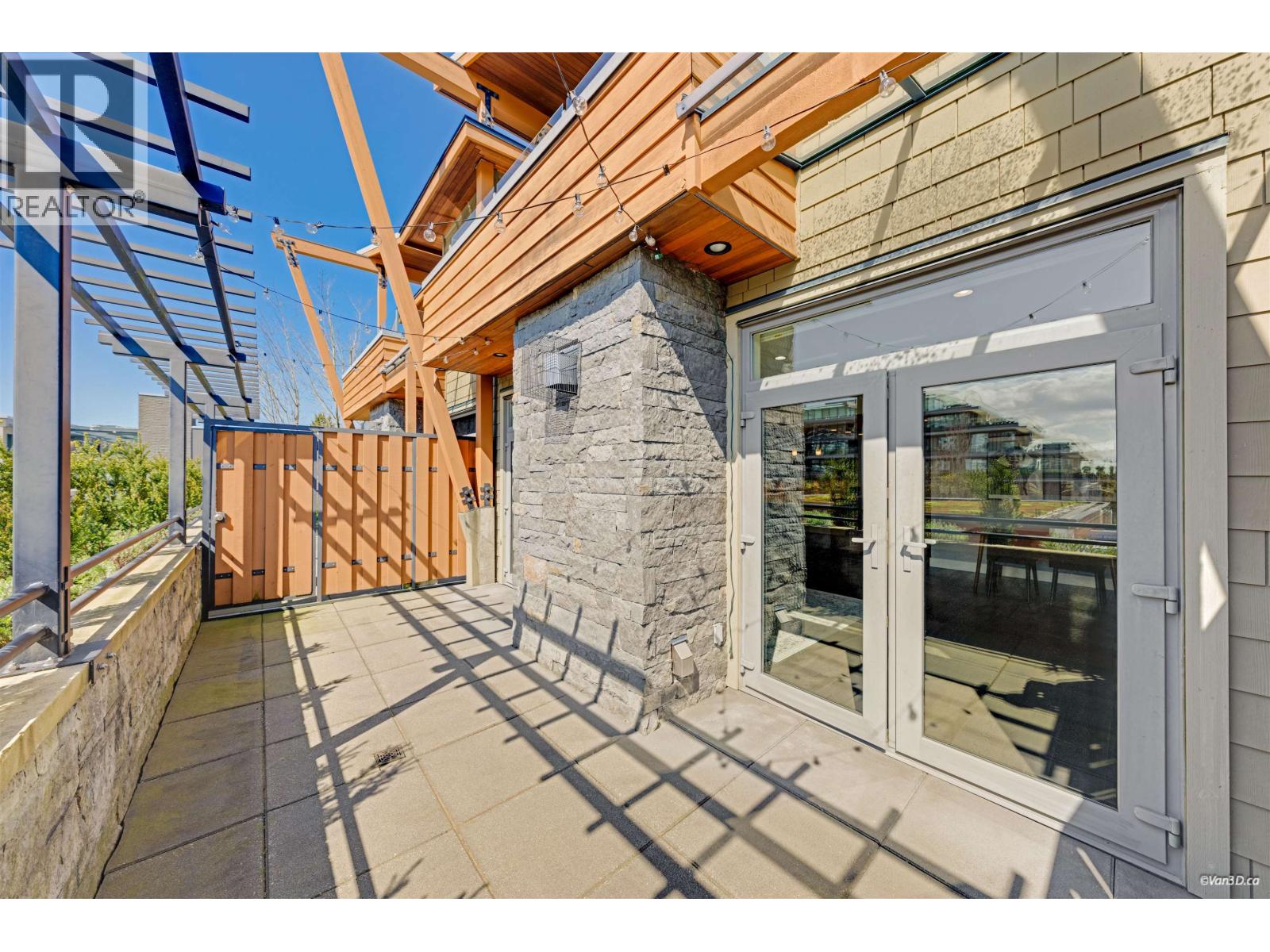 453 13TH STREET, West Vancouver
