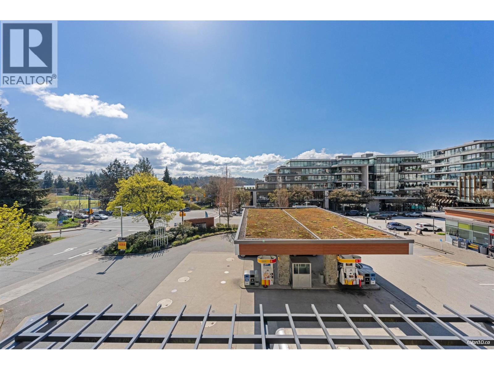 453 13TH STREET, West Vancouver