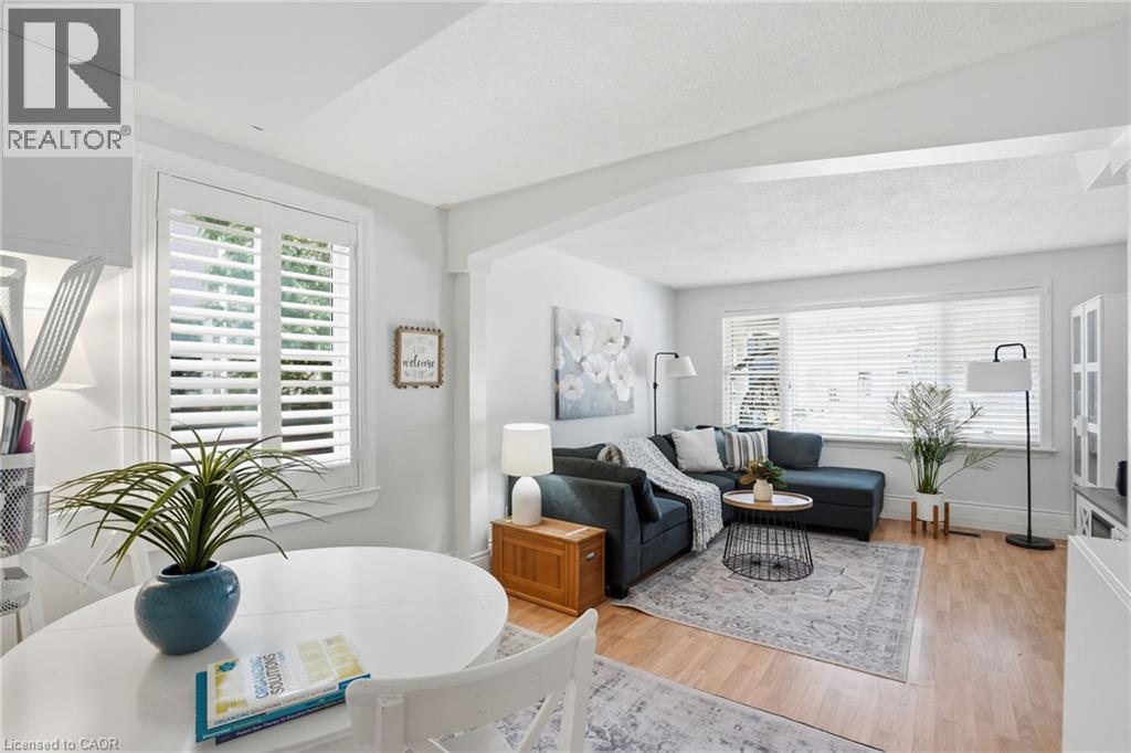 279 PARK Street W - 10