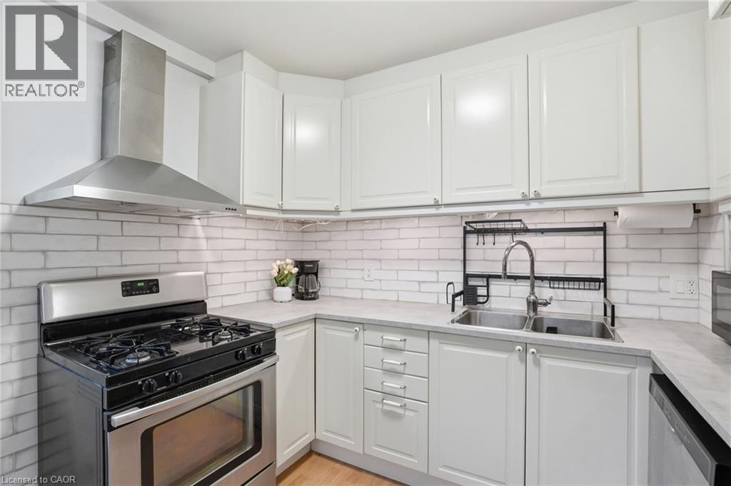 279 PARK Street W - 12