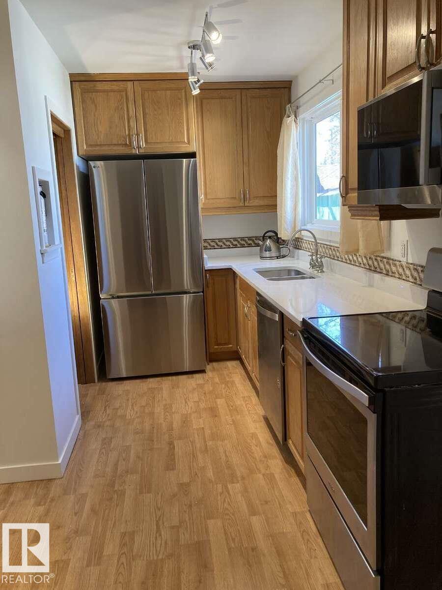 15212 86 AV NW, Edmonton