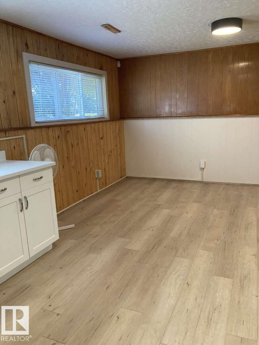 15212 86 AV NW, Edmonton