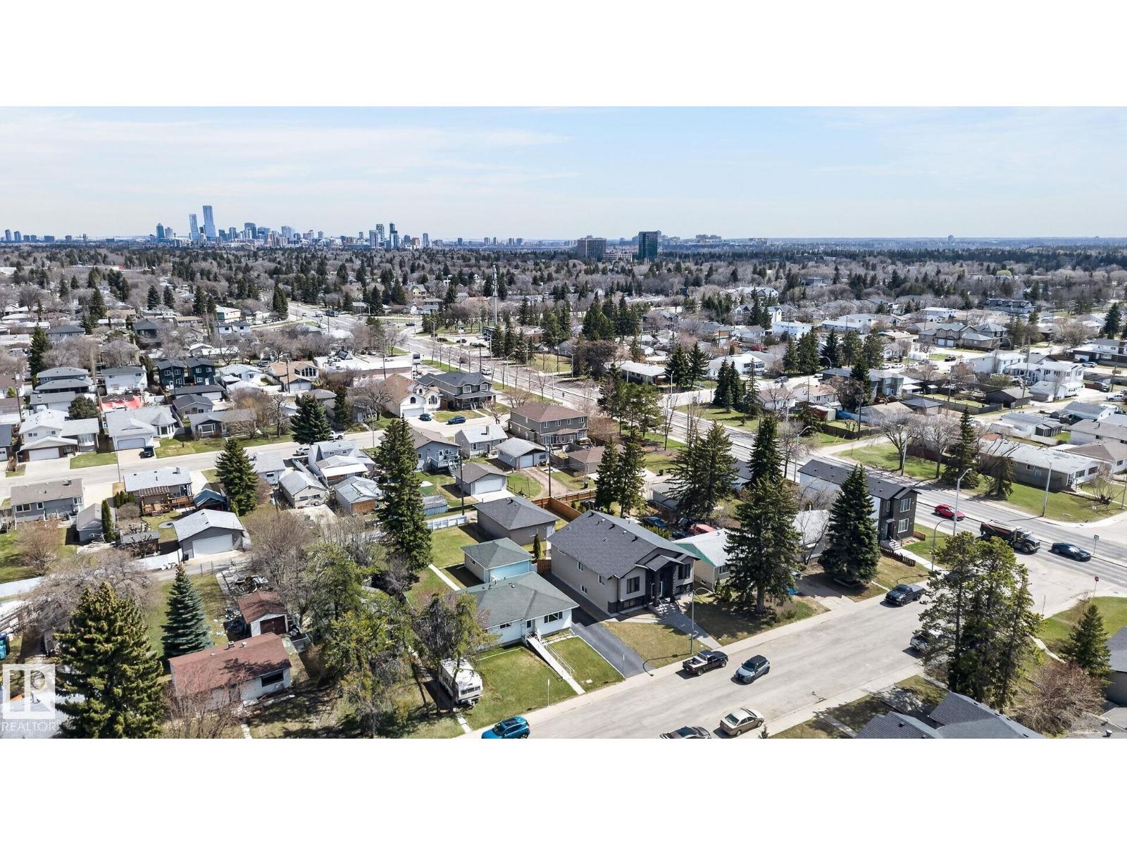 10719 152 ST NW, Edmonton