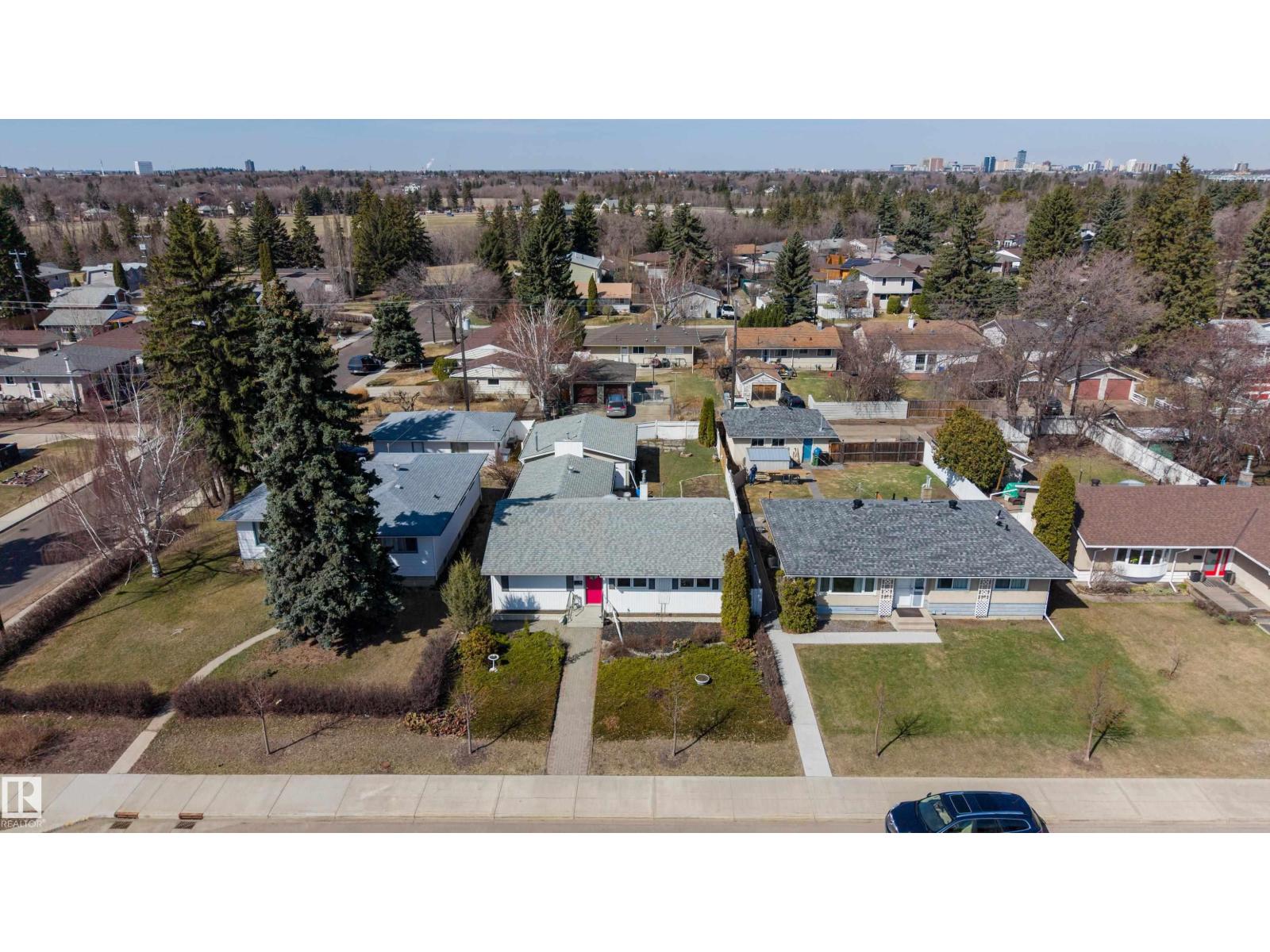 7108 83 ST NW, Edmonton