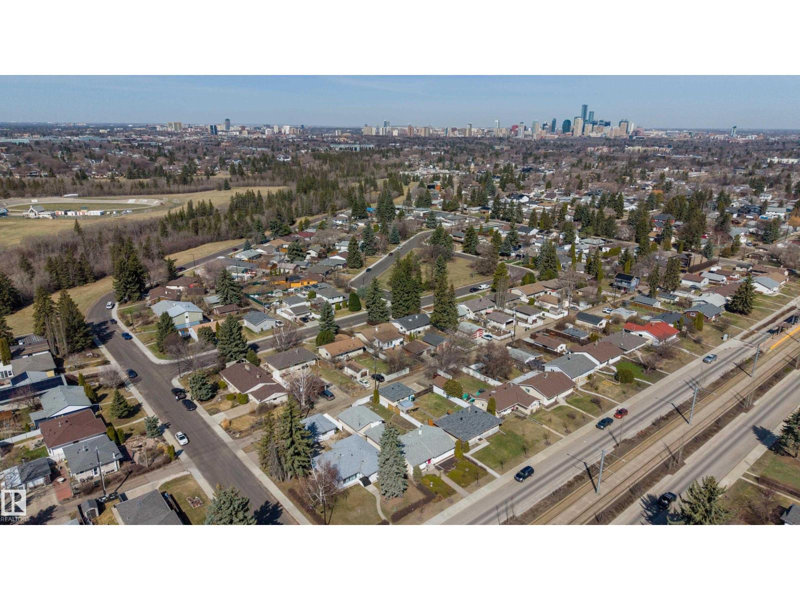 7108 83 ST NW, Edmonton