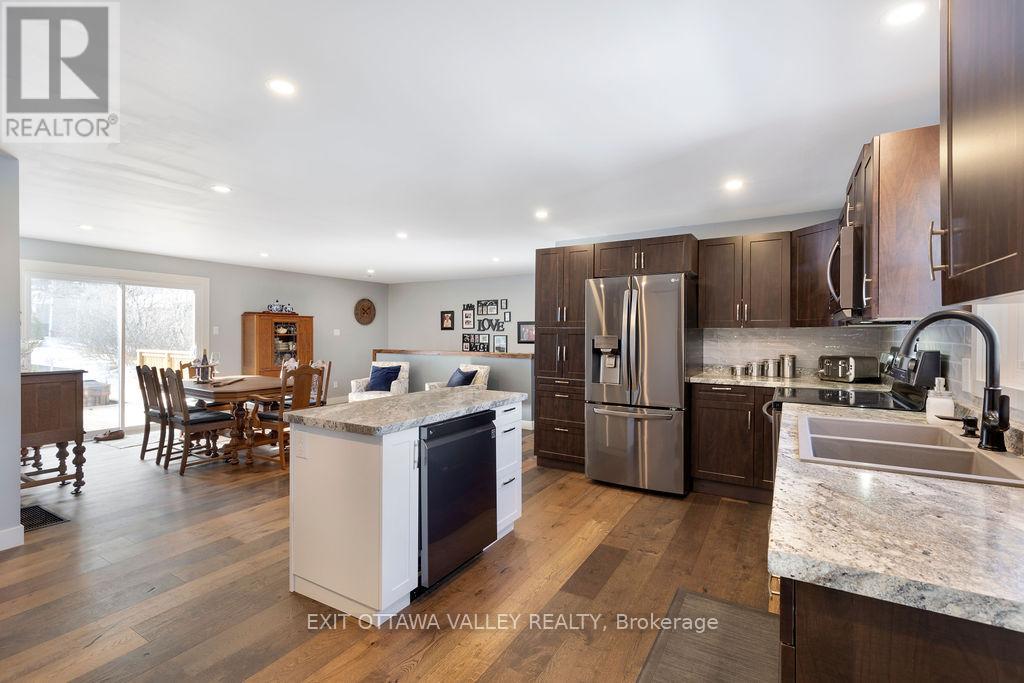 39090 COMBERMERE ROAD - 10