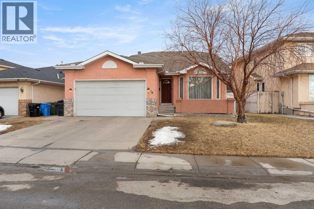 18 Coral Sands Place NE - 1