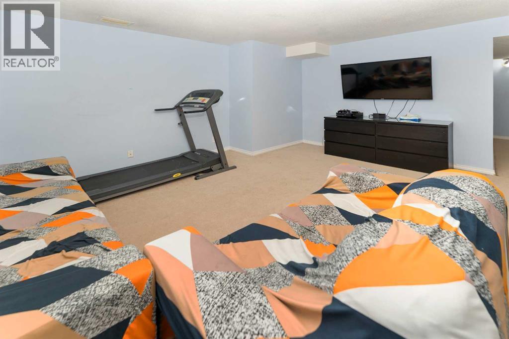 18 Coral Sands Place NE - 37