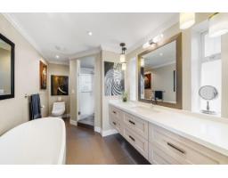 15556 Columbia Avenue, White Rock, BC V4B1K4 Photo 20
