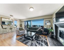 15556 Columbia Avenue, White Rock, BC V4B1K4 Photo 8