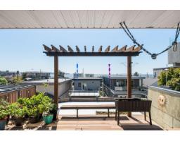 15556 Columbia Avenue, White Rock, BC V4B1K4 Photo 22