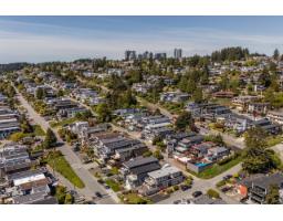 15556 Columbia Avenue, White Rock, BC V4B1K4 Photo 35