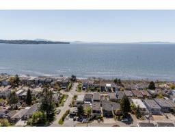 15556 Columbia Avenue, White Rock, BC V4B1K4 Photo 25