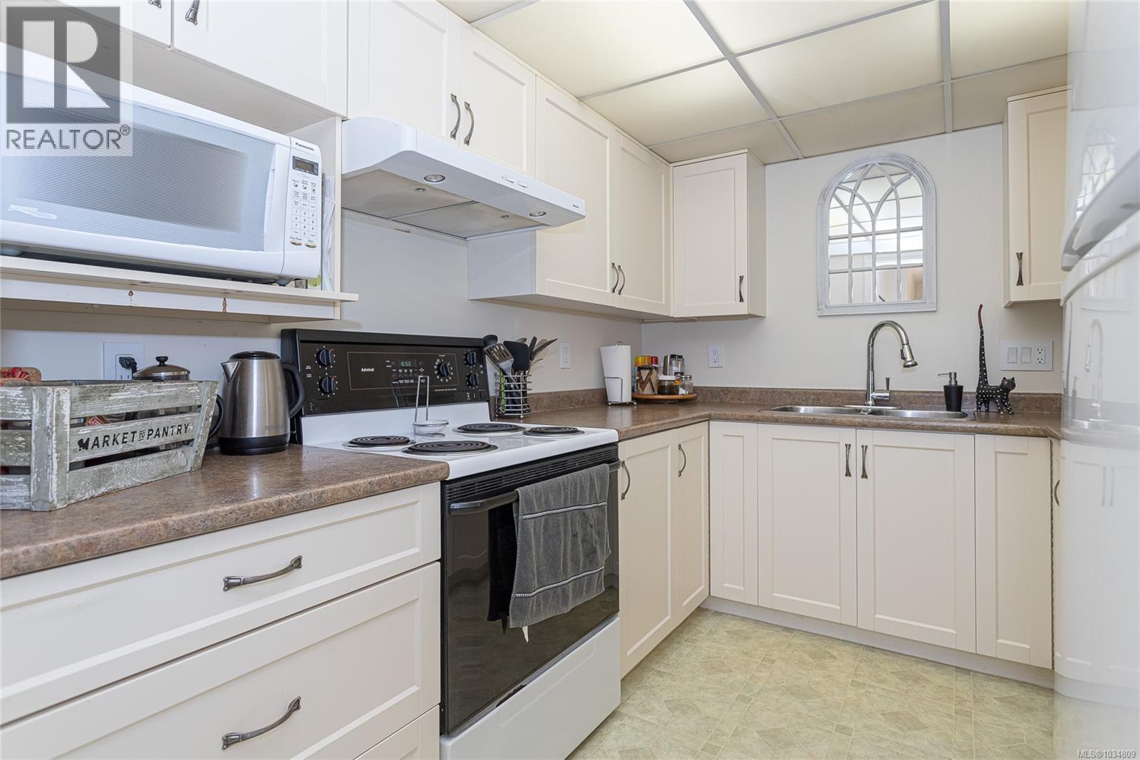 #4 100 Abbey Lane - 17