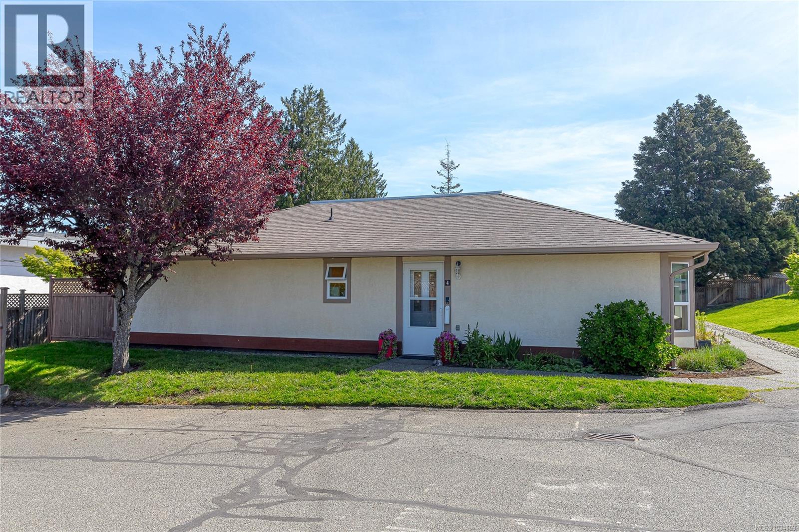 #4 100 Abbey Lane - 6