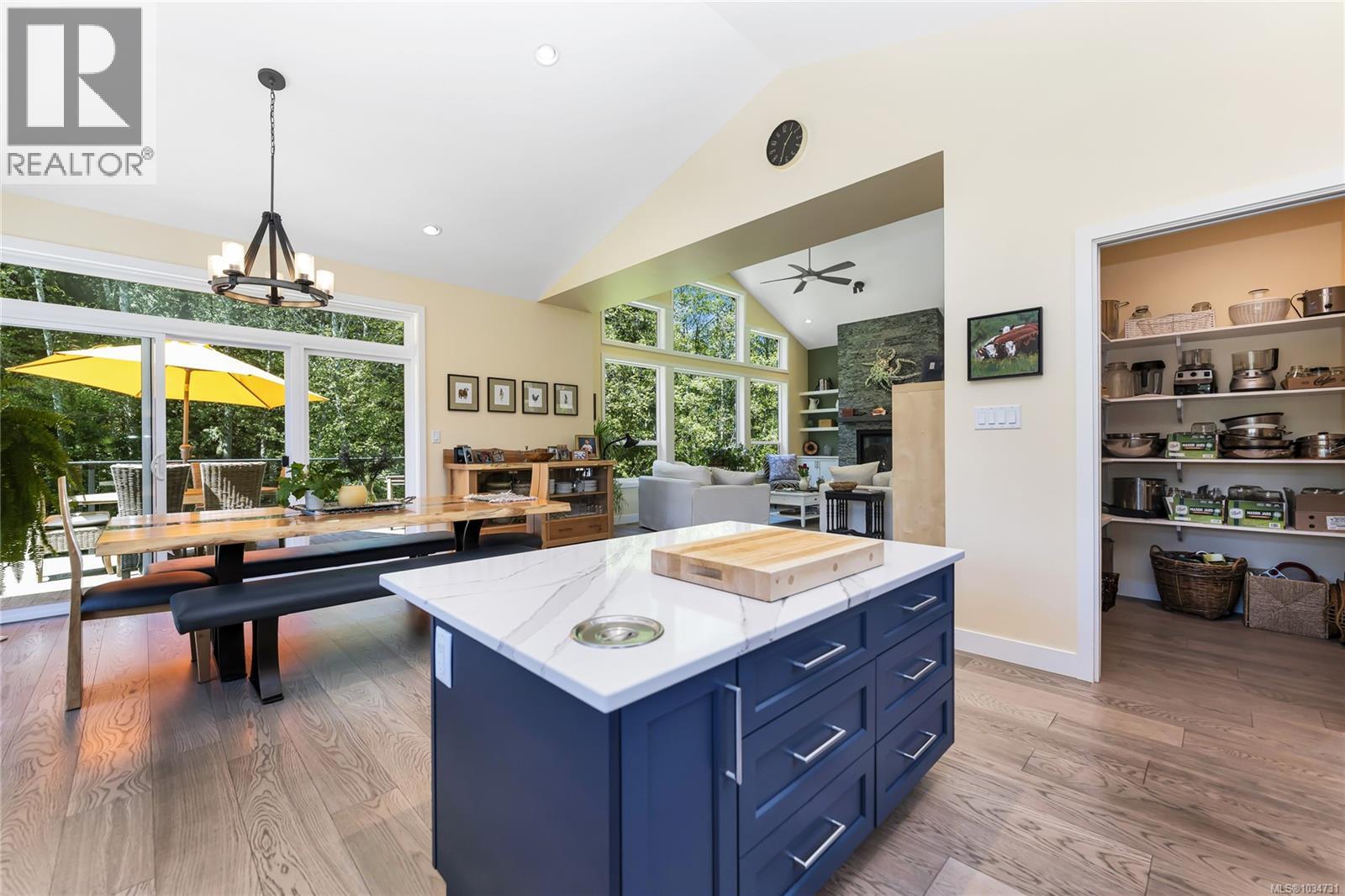 7586 Somenos Rd - 10