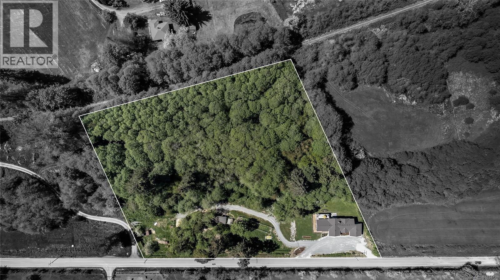 7586 Somenos Rd - 2