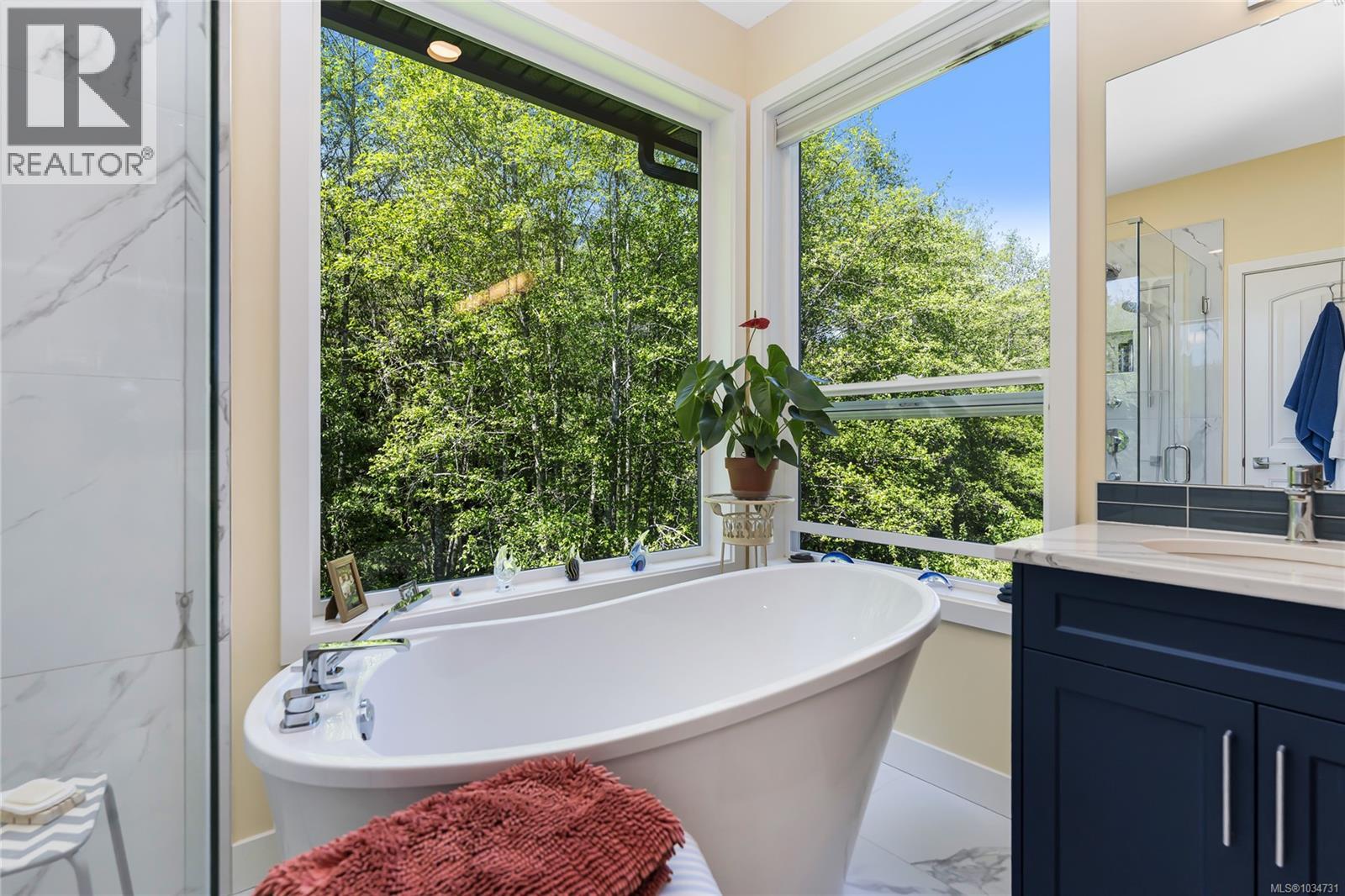 7586 Somenos Rd - 20