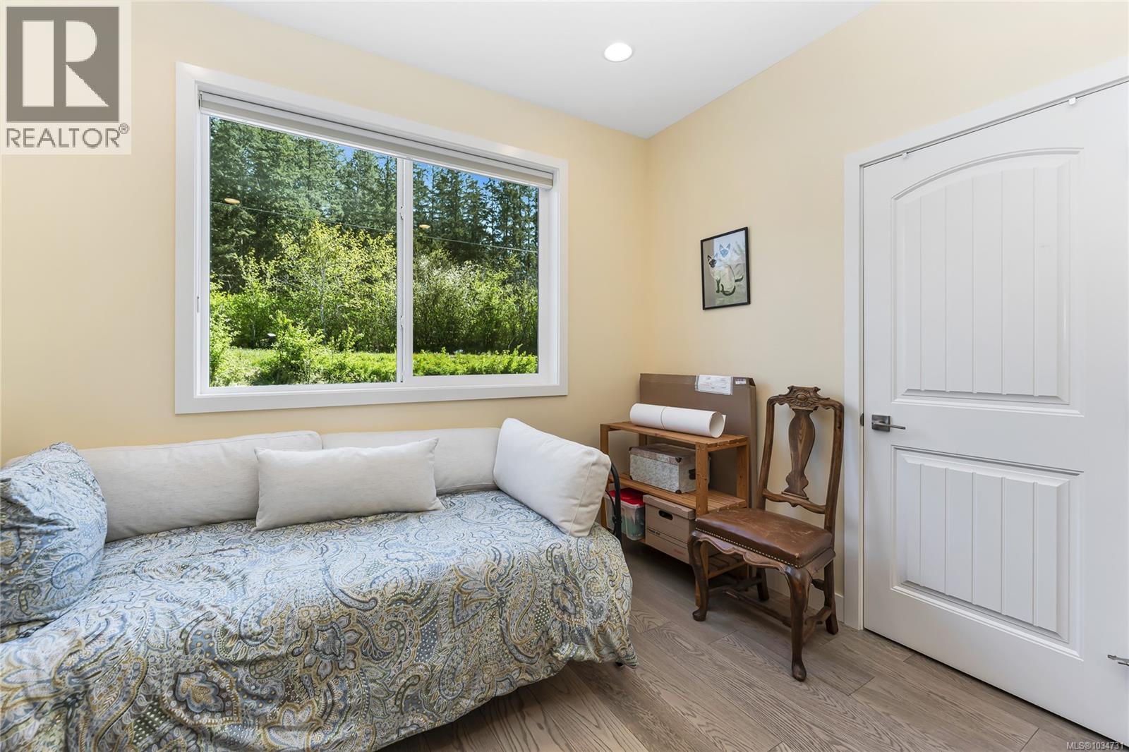 7586 Somenos Rd - 23