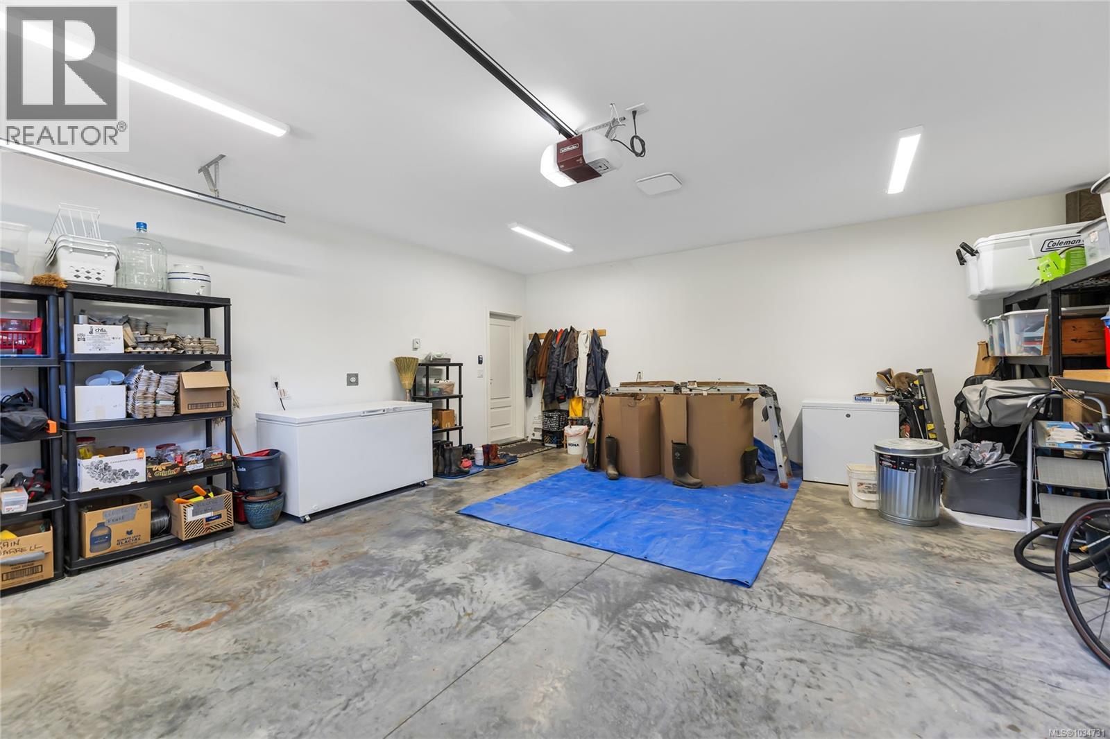 7586 Somenos Rd - 26