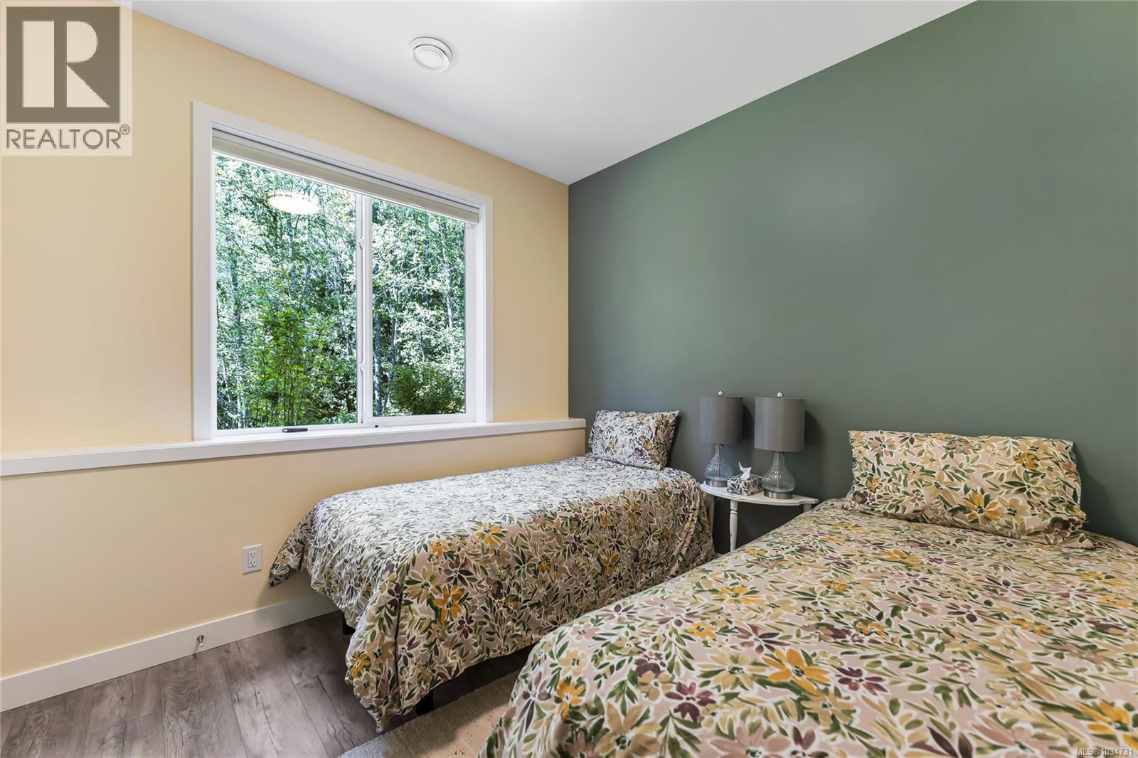 7586 Somenos Rd - 35