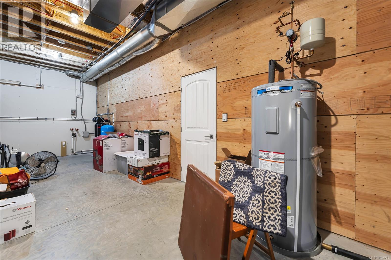 7586 Somenos Rd - 42