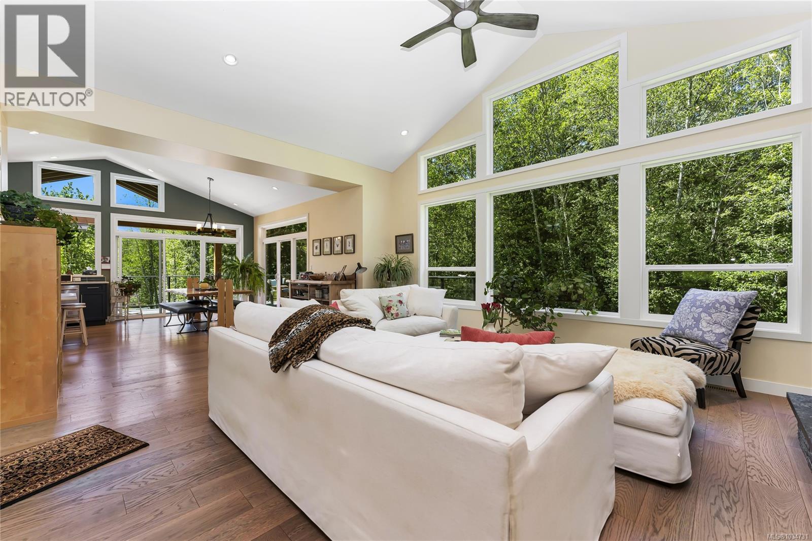 7586 Somenos Rd - 7
